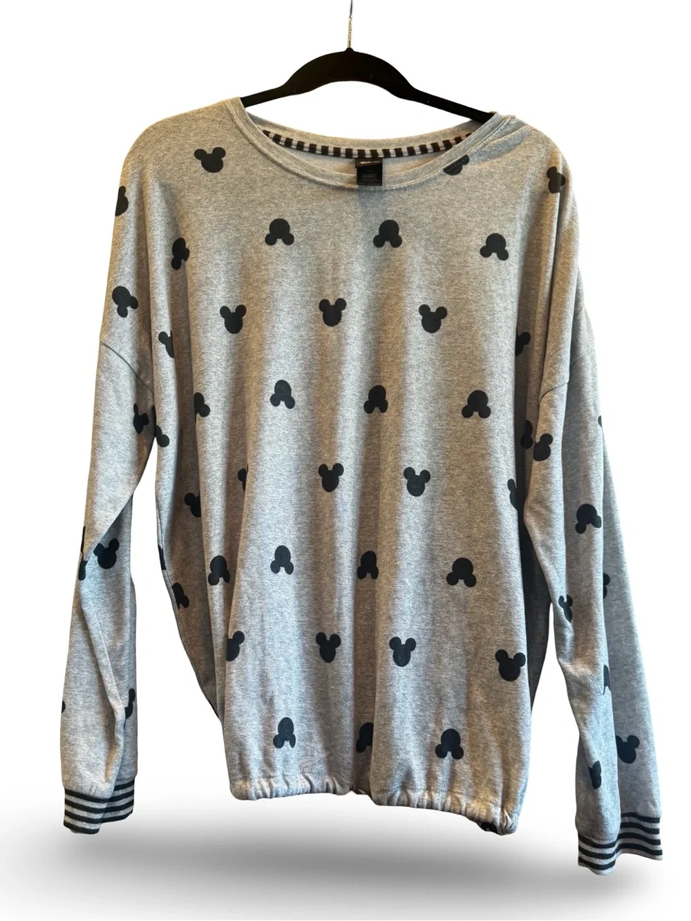Women’s Disney Gray and Black Mickey Head 2 Piece Lounge Set - Picture 6 of 9